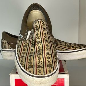 Vans slip ons (10.5) Skull Cross bones